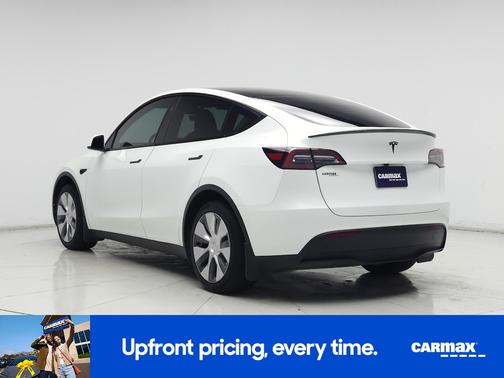 White 2023 Tesla Model Y