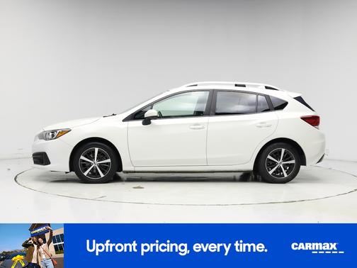 White 2022 Subaru Impreza Premium
