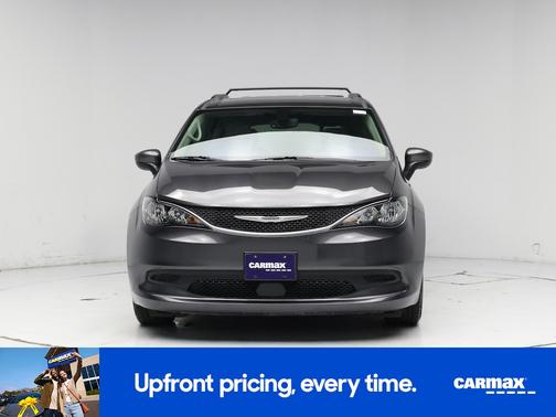 2021 Chrysler Voyager LXI