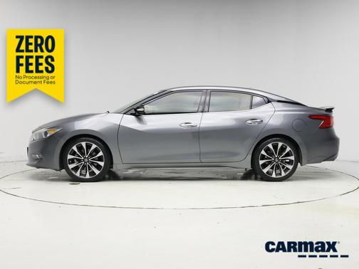 Gray 2016 Nissan Maxima SR