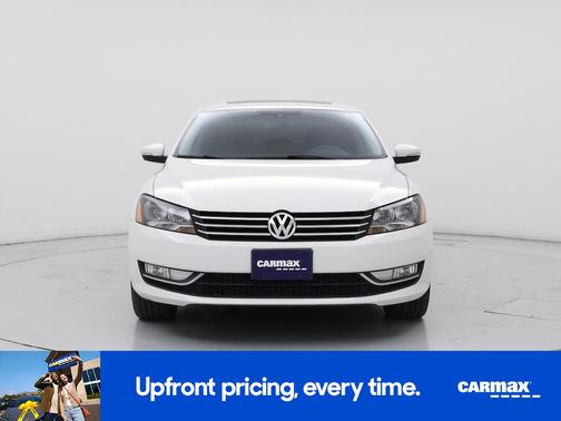 White 2015 Volkswagen Passat SE