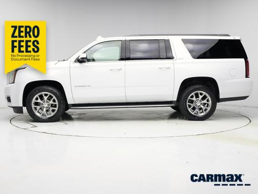 White 2017 GMC Yukon XL SLE