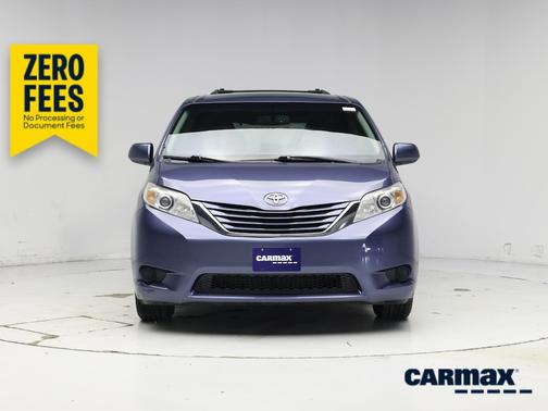 Blue 2017 Toyota Sienna LE