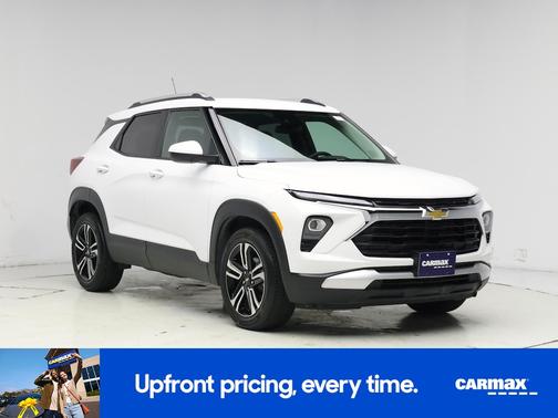 White 2025 Chevrolet Trailblazer LT