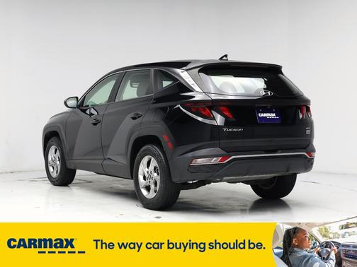 2022 Hyundai TUCSON SE