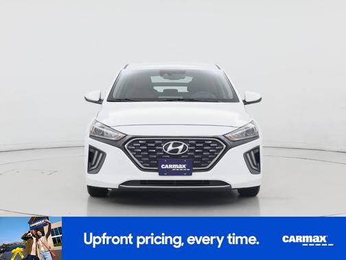 2020 Hyundai IONIQ Hybrid SE