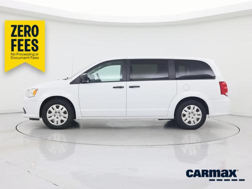 White 2019 Dodge Grand Caravan SE