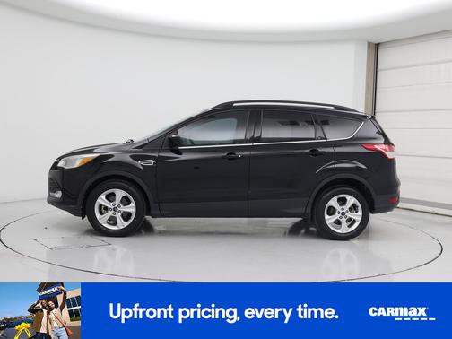 Black 2016 Ford Escape SE