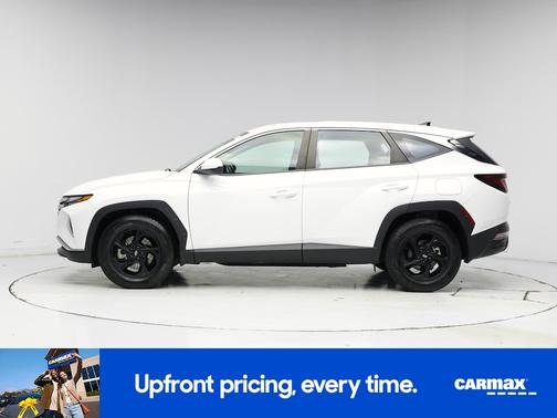 2023 Hyundai TUCSON SE