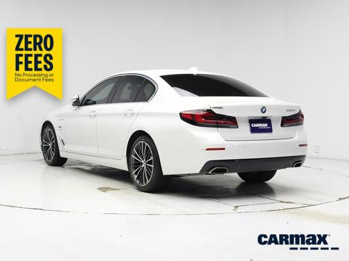 White 2023 BMW 530e