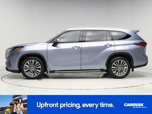 Blue 2022 Toyota Highlander Platinum