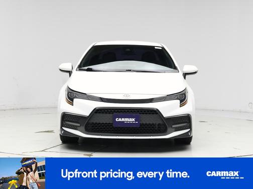 White 2020 Toyota Corolla SE