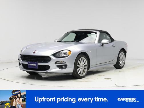 Silver 2018 FIAT 124 Spider Lusso