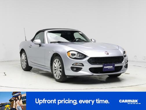 Silver 2018 FIAT 124 Spider Lusso