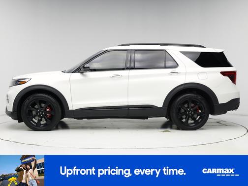 White 2023 Ford Explorer ST