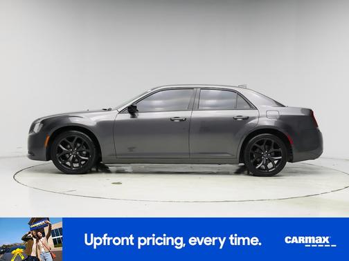 2021 Chrysler 300 Touring