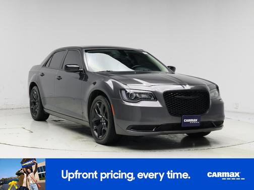 2021 Chrysler 300 Touring