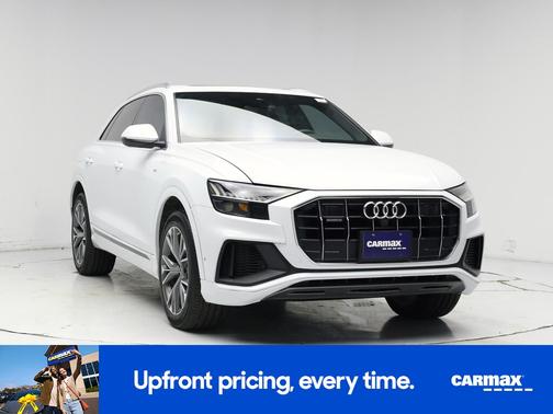 2021 Audi Q8 Premium Plus