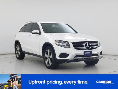 White 2019 Mercedes-Benz GLC 300