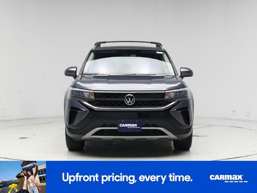 Silver 2022 Volkswagen Taos SE