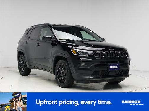 Black 2024 Jeep Compass Latitude