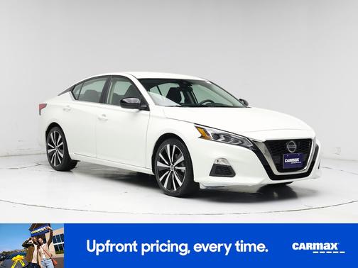 2022 Nissan Altima SR