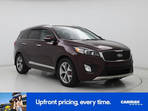Burgundy 2017 Kia Sorento SX