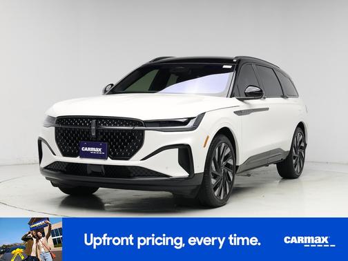 White 2024 Lincoln Nautilus Reserve