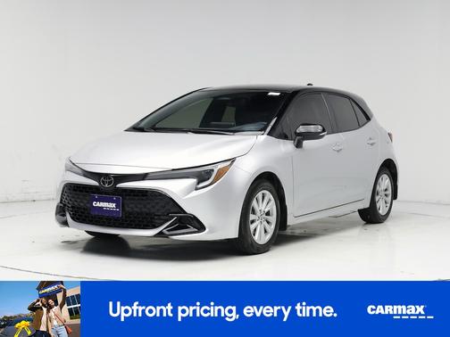 2025 Toyota Corolla Hatchback SE