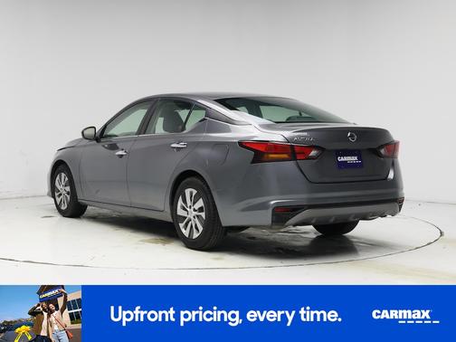Gray 2022 Nissan Altima S