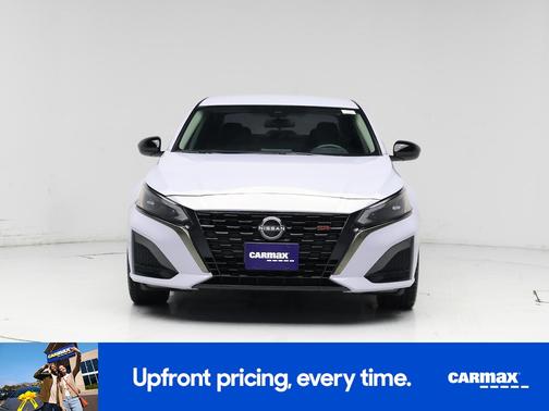 2023 Nissan Altima SR