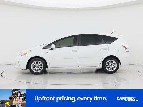 2014 Toyota Prius v Two