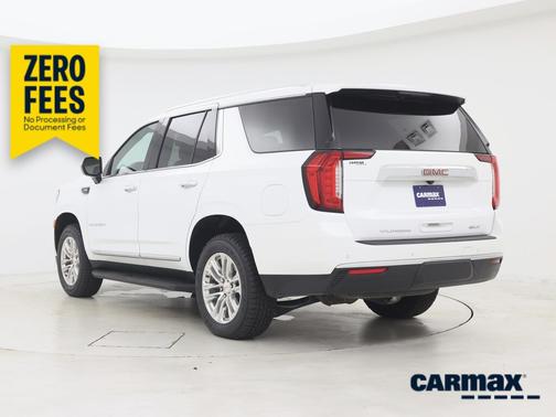 White 2024 GMC Yukon SLT