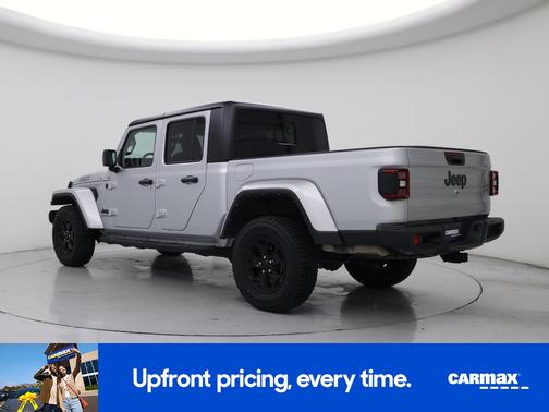 Silver 2022 Jeep Gladiator Willy's
