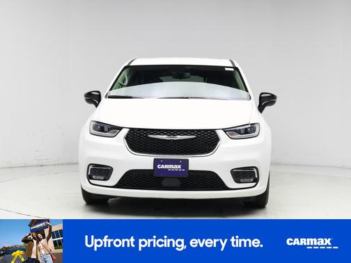 2024 Chrysler Pacifica Touring