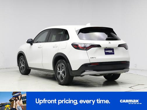 White 2023 Honda HR-V EX-L