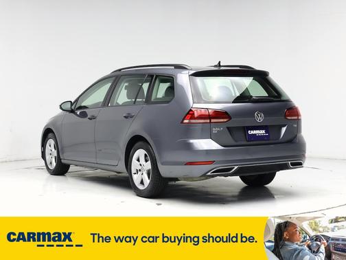 2018 Volkswagen Golf SE