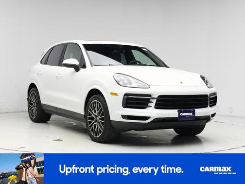 White 2019 Porsche Cayenne