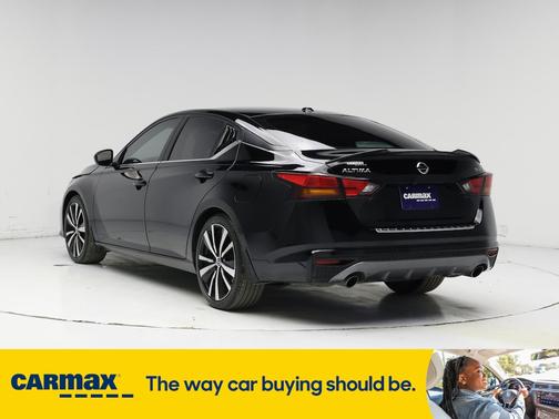2022 Nissan Altima SR