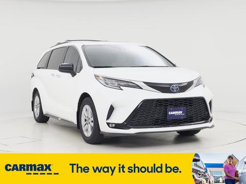 2022 Toyota Sienna XSE