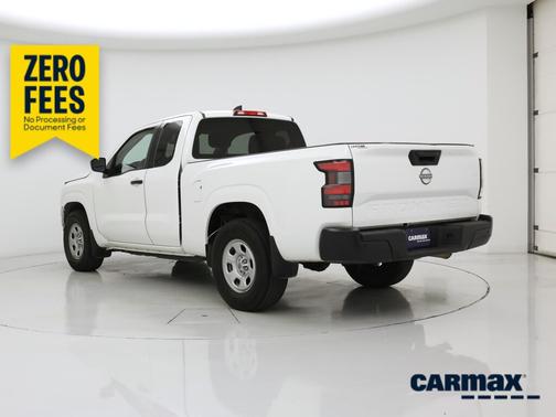 White 2023 Nissan Frontier S