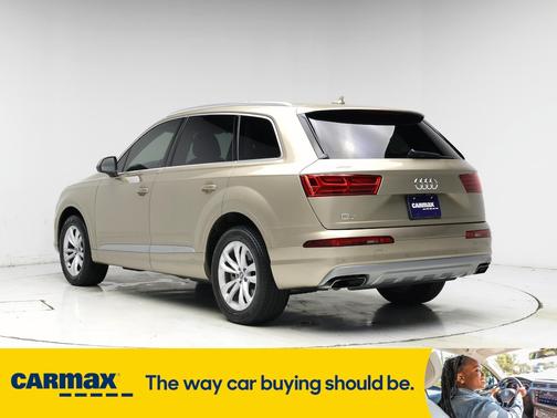 2019 Audi Q7 Premium Plus