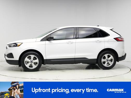 White 2021 Ford Edge SE