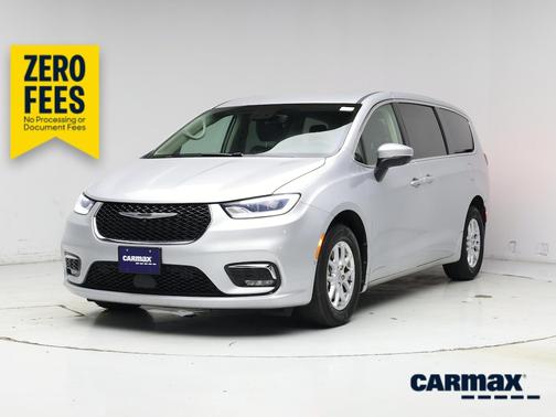 Silver 2023 Chrysler Pacifica Touring L