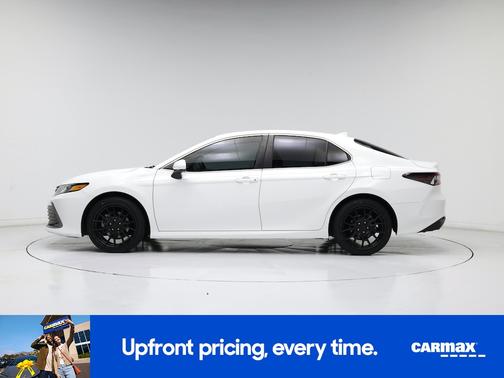 2022 Toyota Camry Hybrid LE