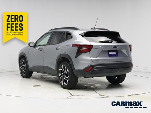 Gray 2025 Chevrolet Trax 2RS