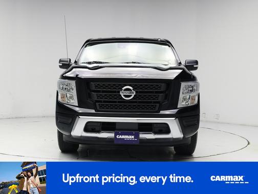 2020 Nissan Titan SV