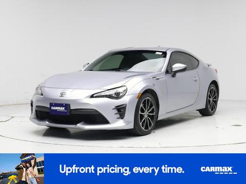 Silver 2017 Toyota 86