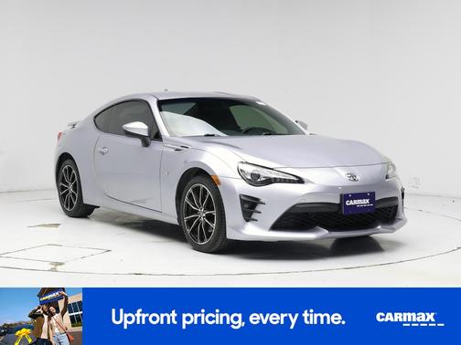 Silver 2017 Toyota 86