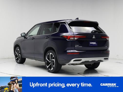 2022 Mitsubishi Outlander SE